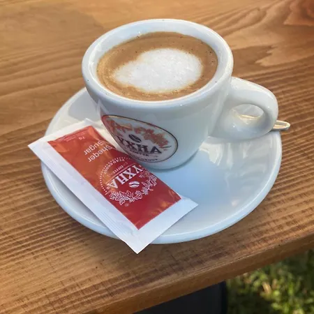 Bujtina Shpjia E Gjyshit 酒店