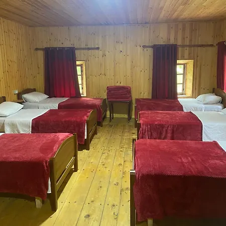 Bujtina Shpjia E Gjyshit