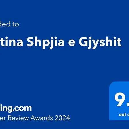Bujtina Shpjia E Gjyshit * Nderlysaj